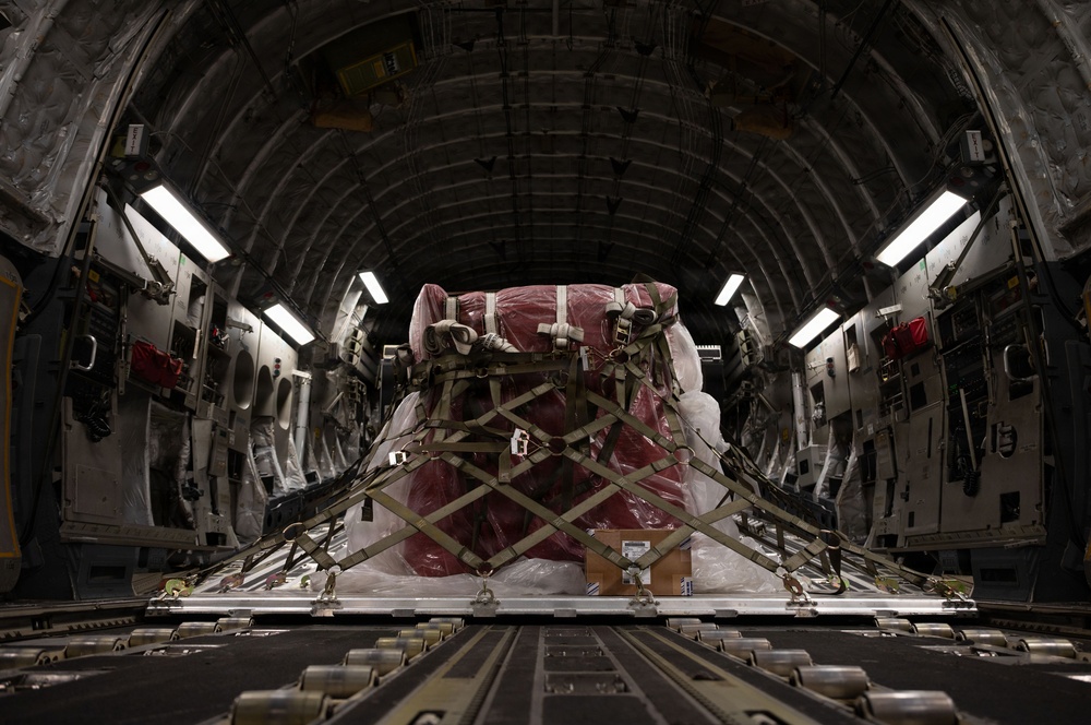 16th EAS conducts cargo mission within CENTCOM AOR