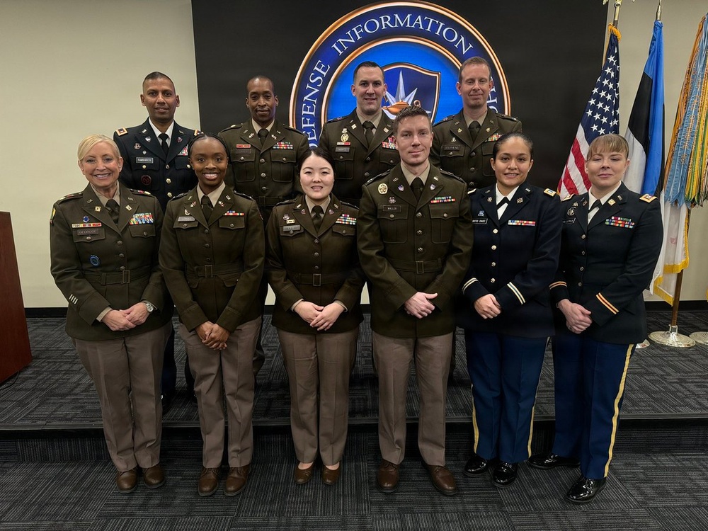 Army Reserve Lieutenant Earns Top Honor