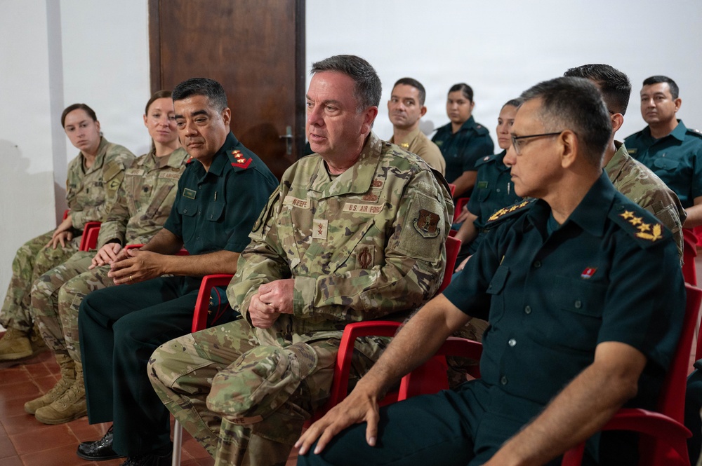 Massachusetts National Guard Adjutant General visits Paraguay’s NCO academy