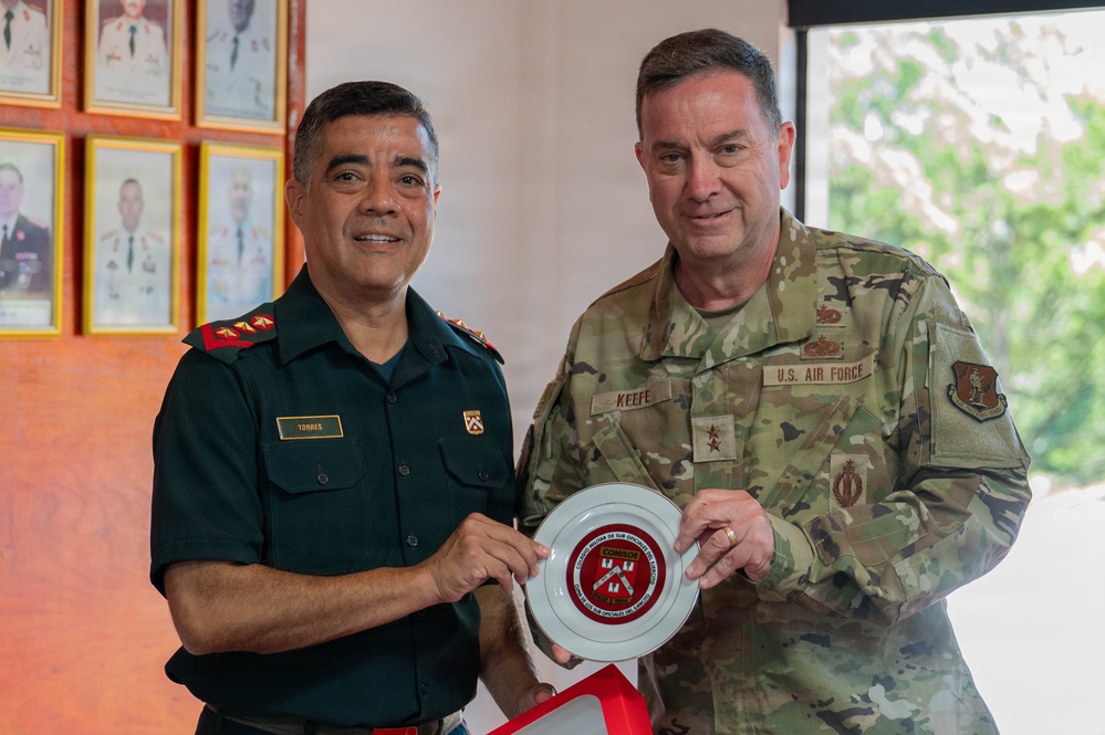 Massachusetts National Guard Adjutant General visits Paraguay’s NCO academy