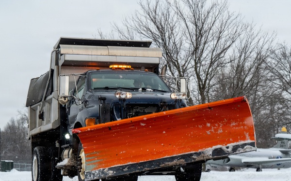 174th Attack Wing crews clear snow during winter weather