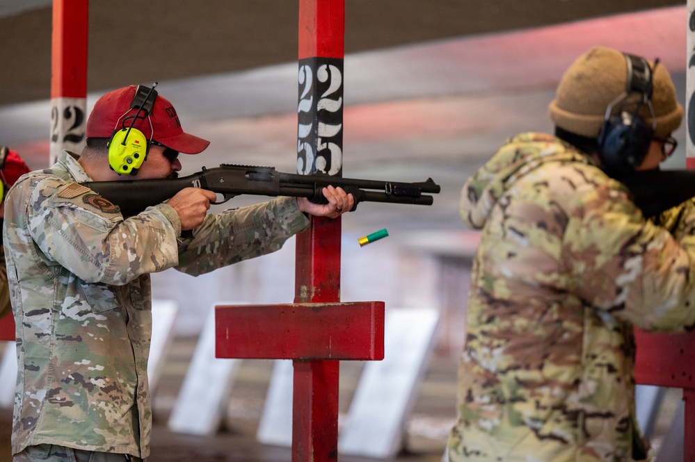Inside the bay: M870 training at Maxwell
