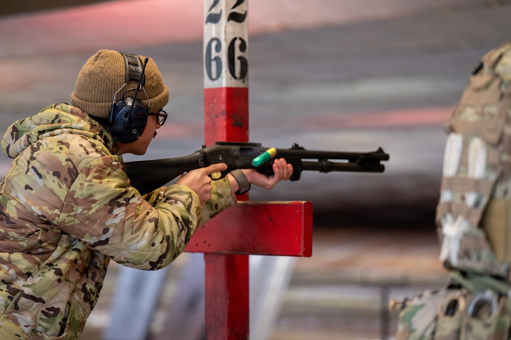 Inside the bay: M870 training at Maxwell