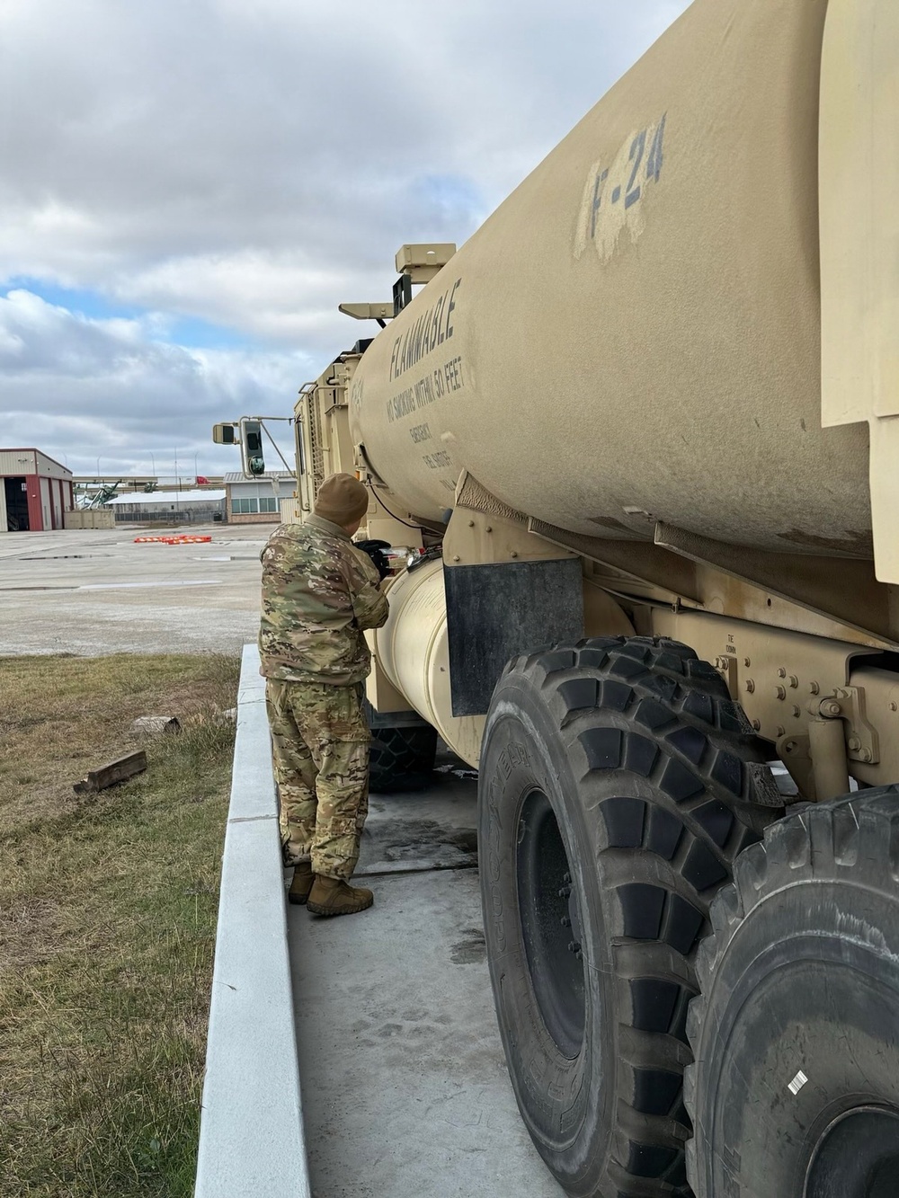 Texas National Guard Conducts Refueling Operations in Support of Winter Storm Fern