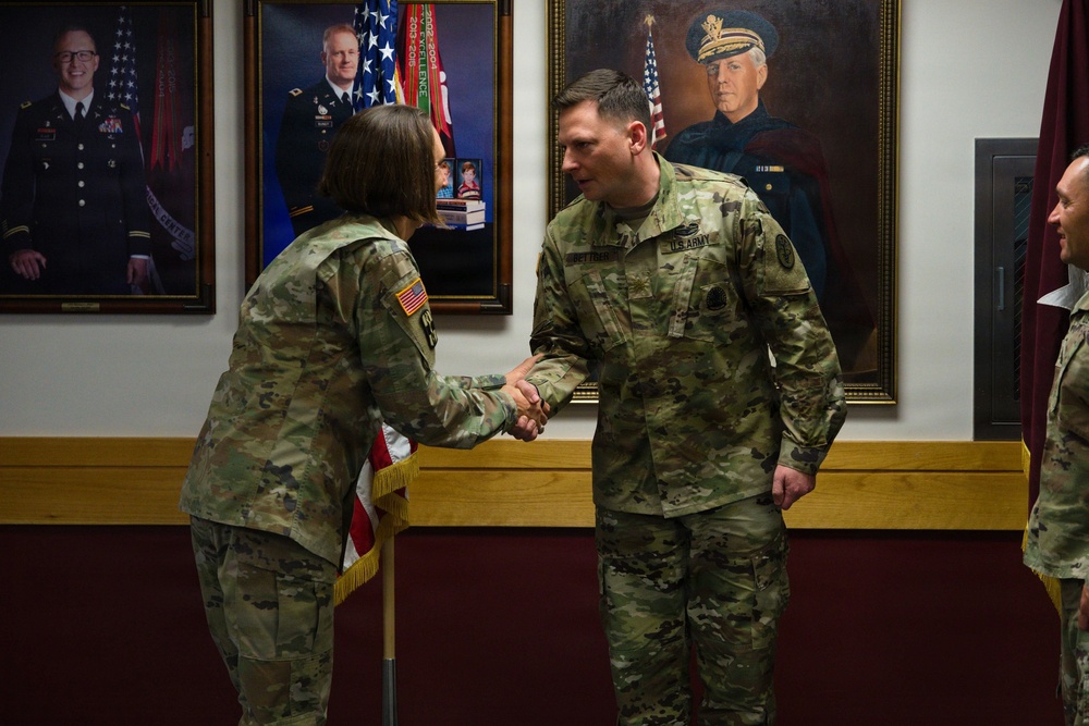 Readiness, Reform, and the Evolution of Military Medicine: Brig. Gen. Teyhen Visits Madigan Army Medical Center