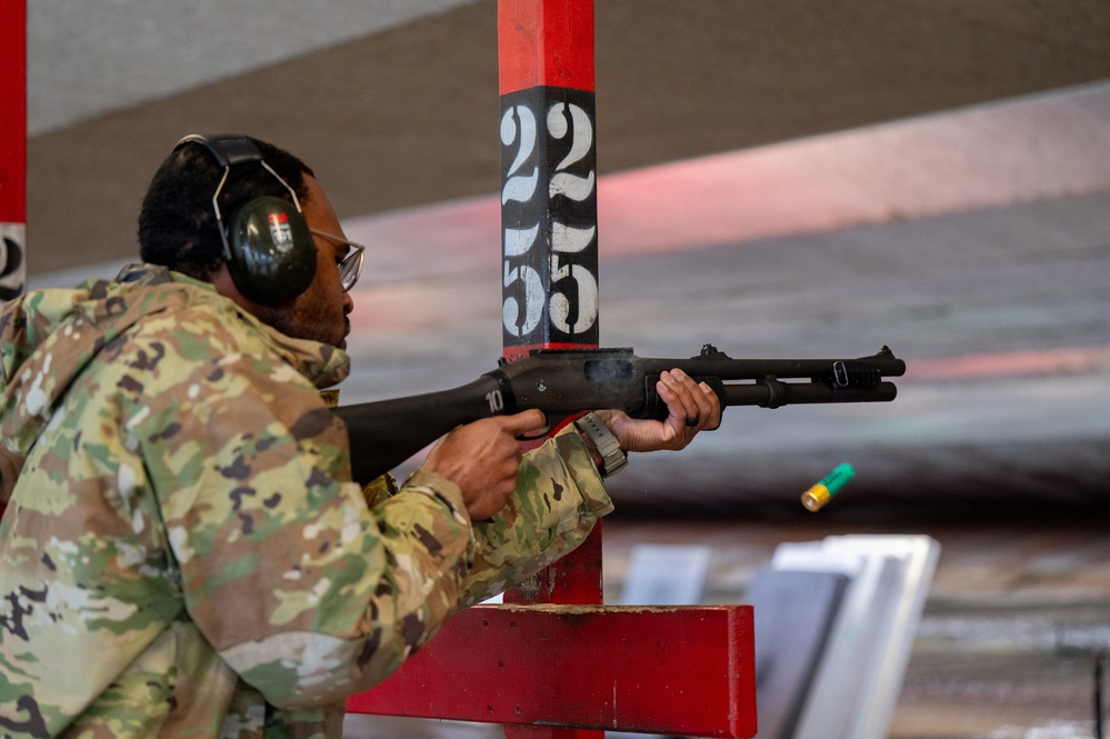Inside the bay: M870 training at Maxwell