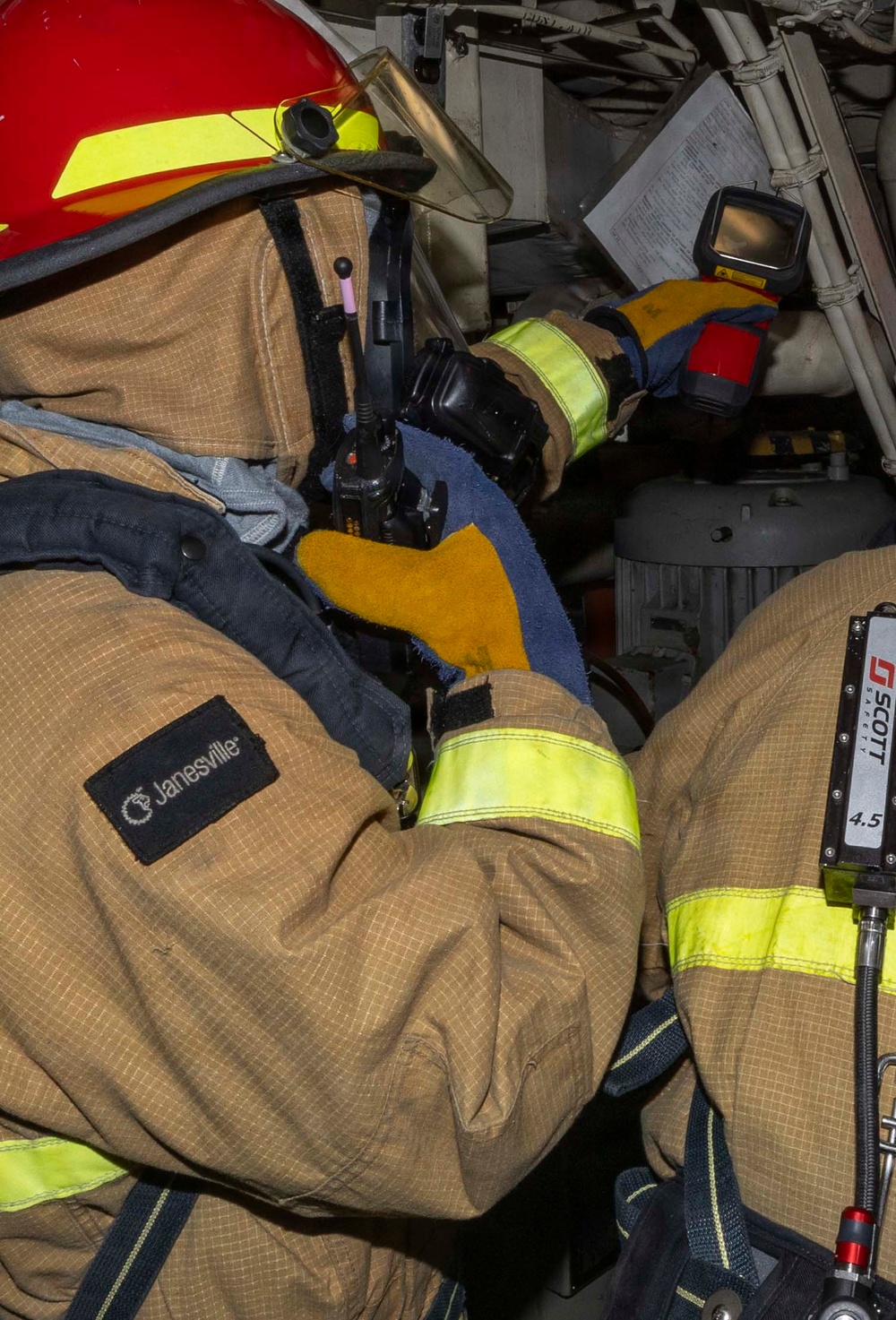 USS Michael Murphy conducts routine operations