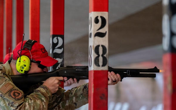 Inside the bay: M870 training at Maxwell