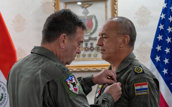 Massachusetts National Guard Adjutant General meets with Paraguayan Air Force Commander