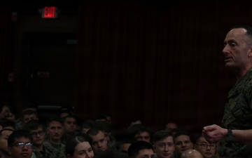 III MEF Sgt. Maj. Visits MCBH