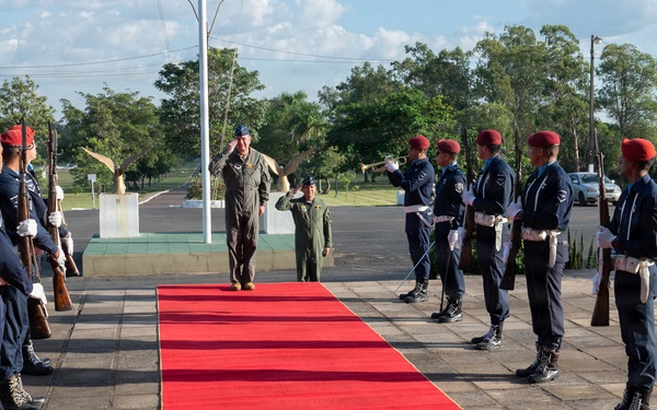 Massachusetts National Guard Adjutant General meets with Paraguayan Air Force Commander