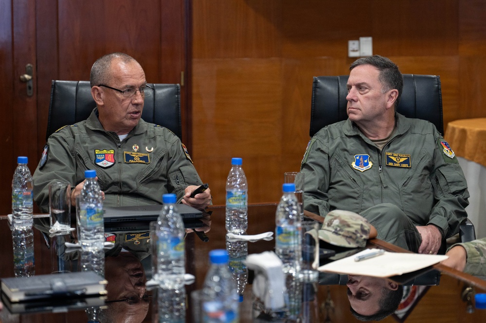 Massachusetts National Guard Adjutant General meets with Paraguayan Air Force Commander