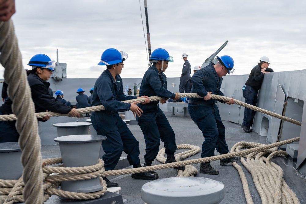 USS John P. Murtha (LPD 26) Conducts Sea and Anchor