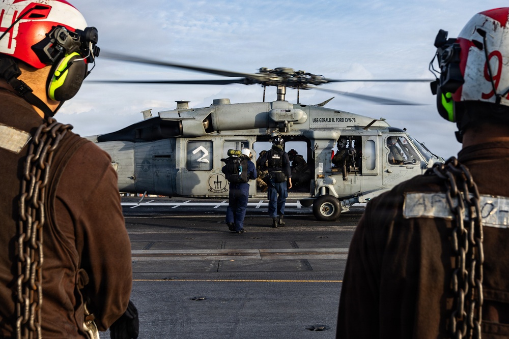HSC-9 Right of Visit Boarding Operation