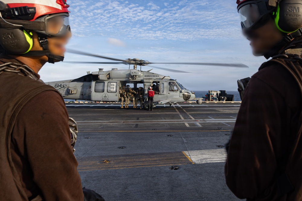 HSC-9 Right of Visit Boarding Operation