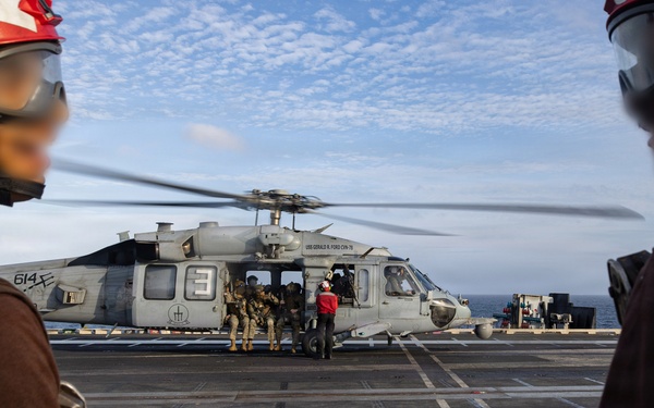 HSC-9 Right of Visit Boarding Operation