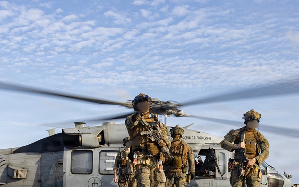 HSC-9 Right of Visit Boarding Operation