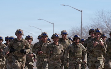 E3B Candidates Take Off for the Initial One-Mile Run