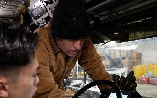 316th CES and LRS conduct snow operations on JBA