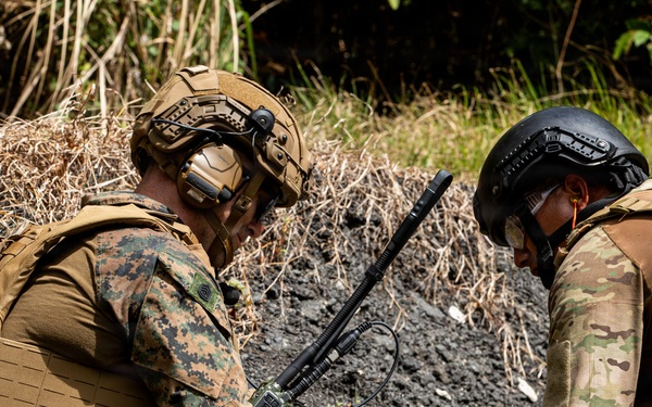 U.S. Marines and Panamanian Partners Build Stronger Ties Through Combat Engineer Training