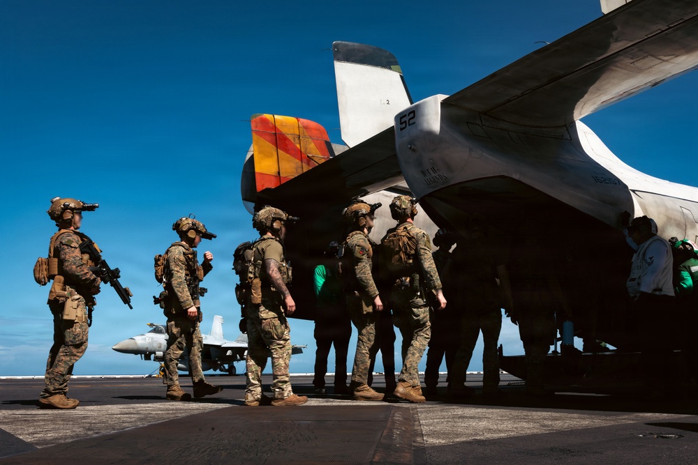 VRC-40 Flight Deck Operations