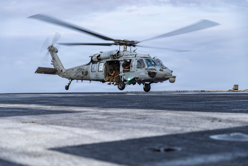 HSC-9 Right of Visit Boarding Operation