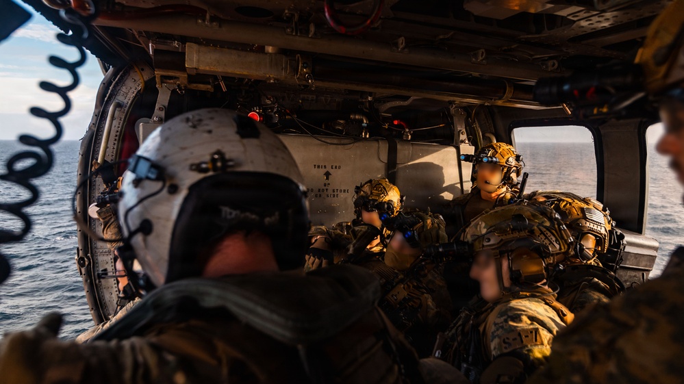 HSC-9 Right of Visit Boarding Operation