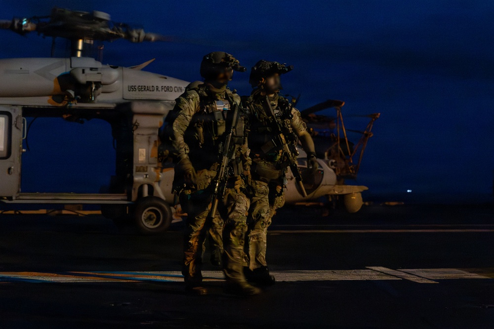 HSC-9 Right of Visit Boarding Operation