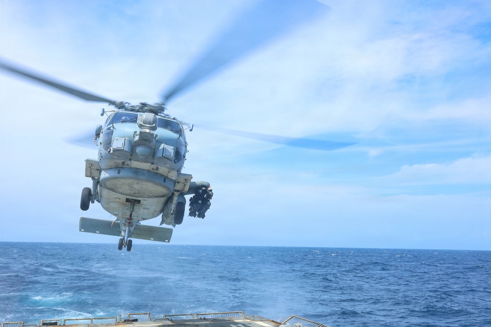 USS Thomas Hudner DDG 116 Flight Operations