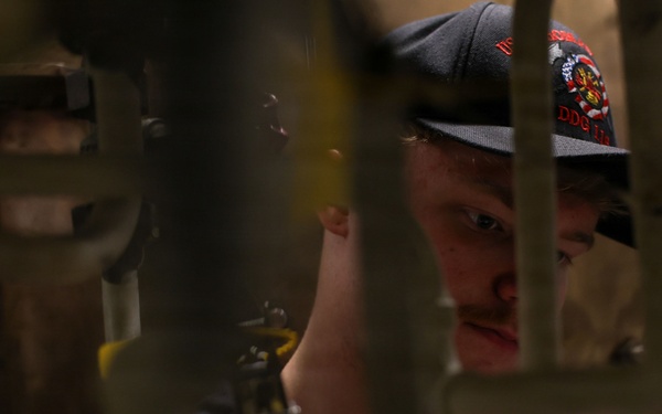 USS Thomas Hudner Maintenance