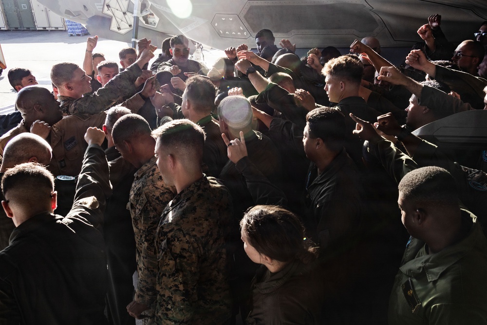 CSG-12 leadership visits Jose Aponte