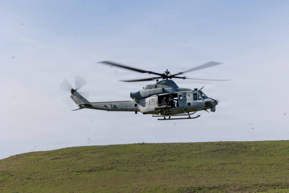 11th MEU Marines Conduct Artillery Live-Fire Training