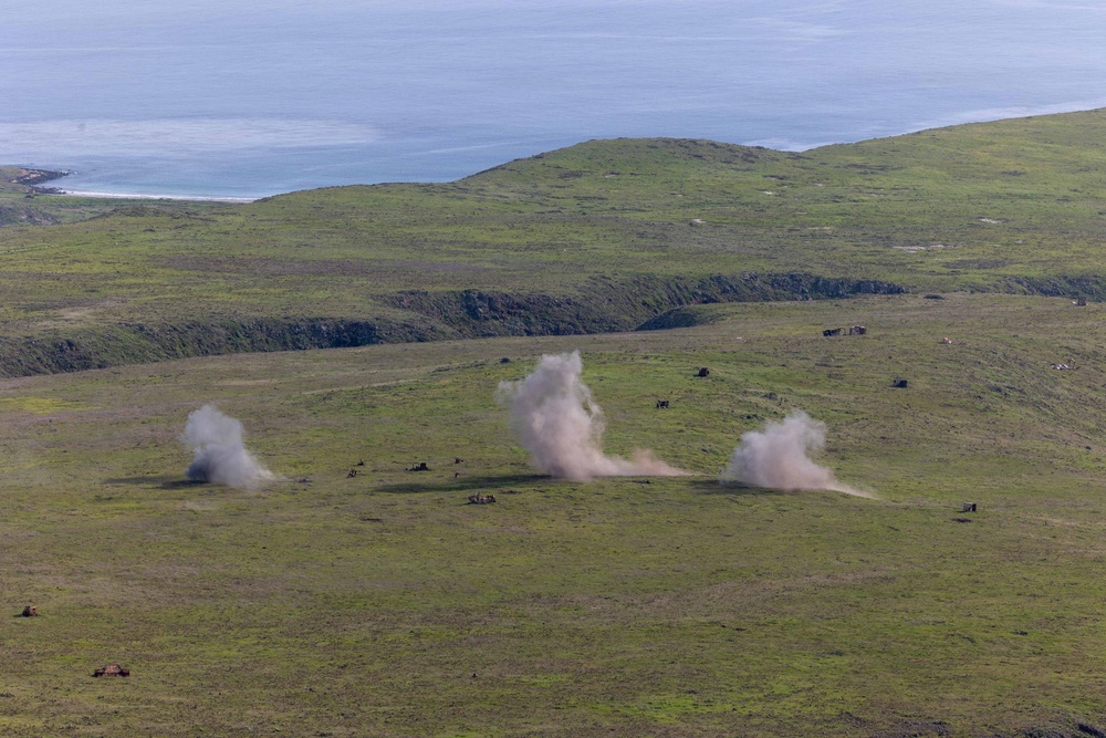 11th MEU Marines Conduct Artillery Live-Fire Training