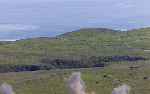 11th MEU Marines Conduct Artillery Live-Fire Training