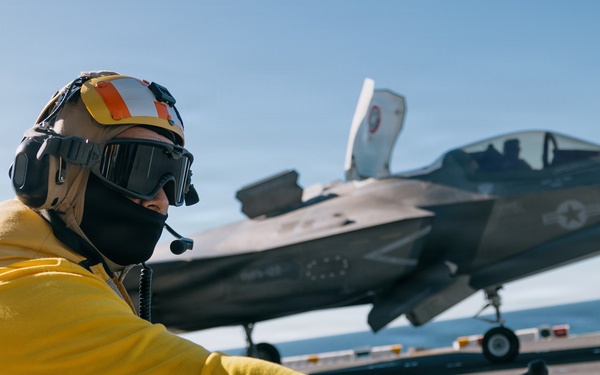 11th MEU Marines, Sailors Conduct F-35B Flight Deck Operations