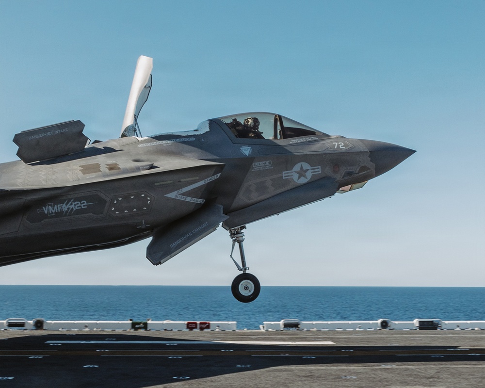 11th MEU Marines, Sailors Conduct F-35B Flight Deck Operations