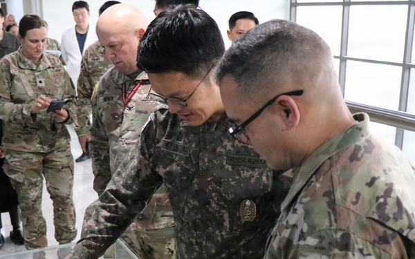 65th Medical Brigade Visits Republic of Korea Armed Forces Yangju Hospital