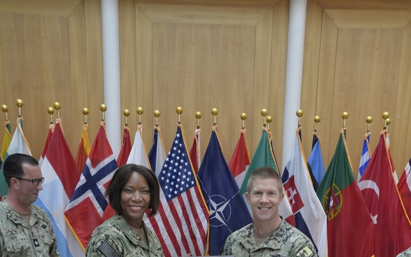 260113-N-NG609-4896 U.S. Naval Hospital Naples Recognized as 2025 Leapfrog Top Hospital