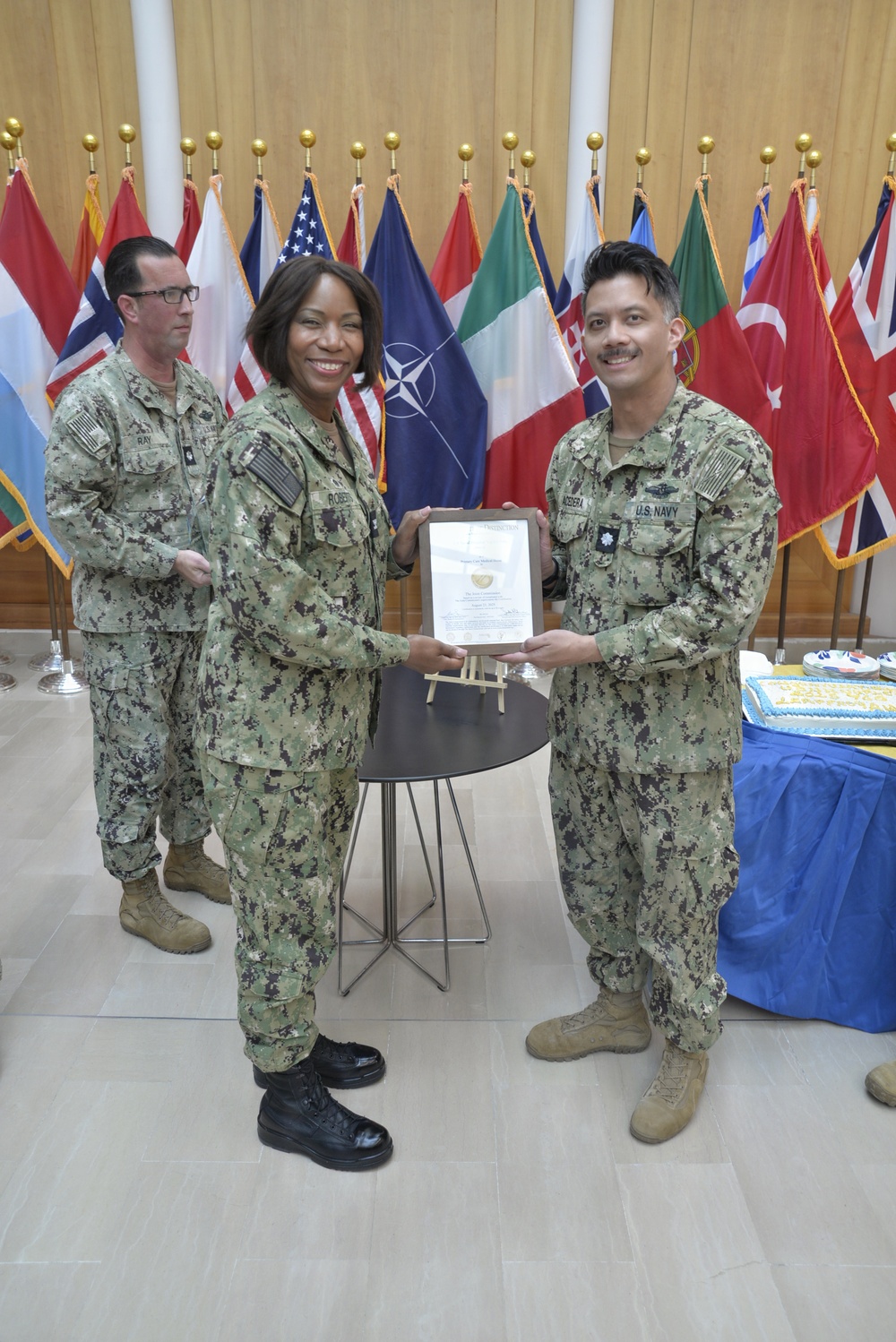 260113-N-NG609-2905 U.S. Naval Hospital Naples Recognized as 2025 Leapfrog Top Hospital