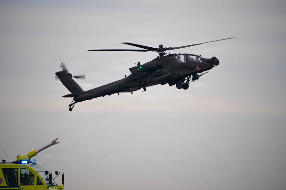 Apache pilot completes final flight in Germany after 21-year career