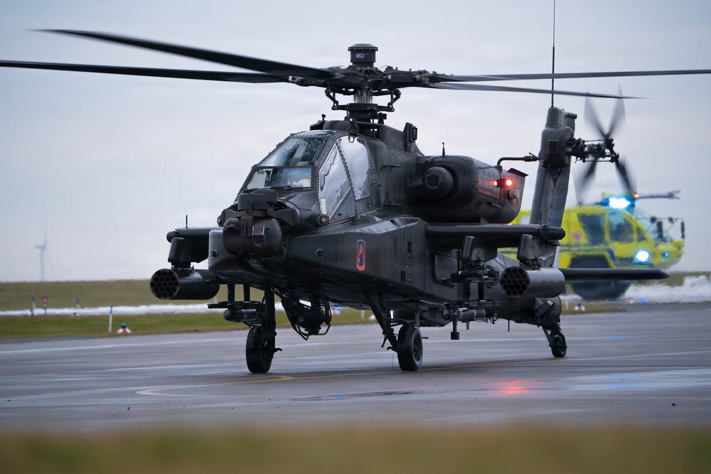 Apache pilot completes final flight in Germany after 21-year career