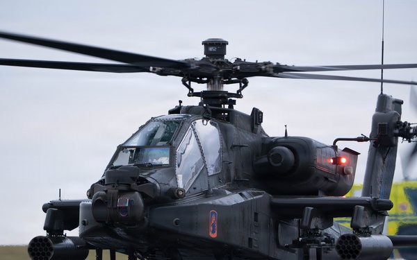 Apache pilot completes final flight in Germany after 21-year career