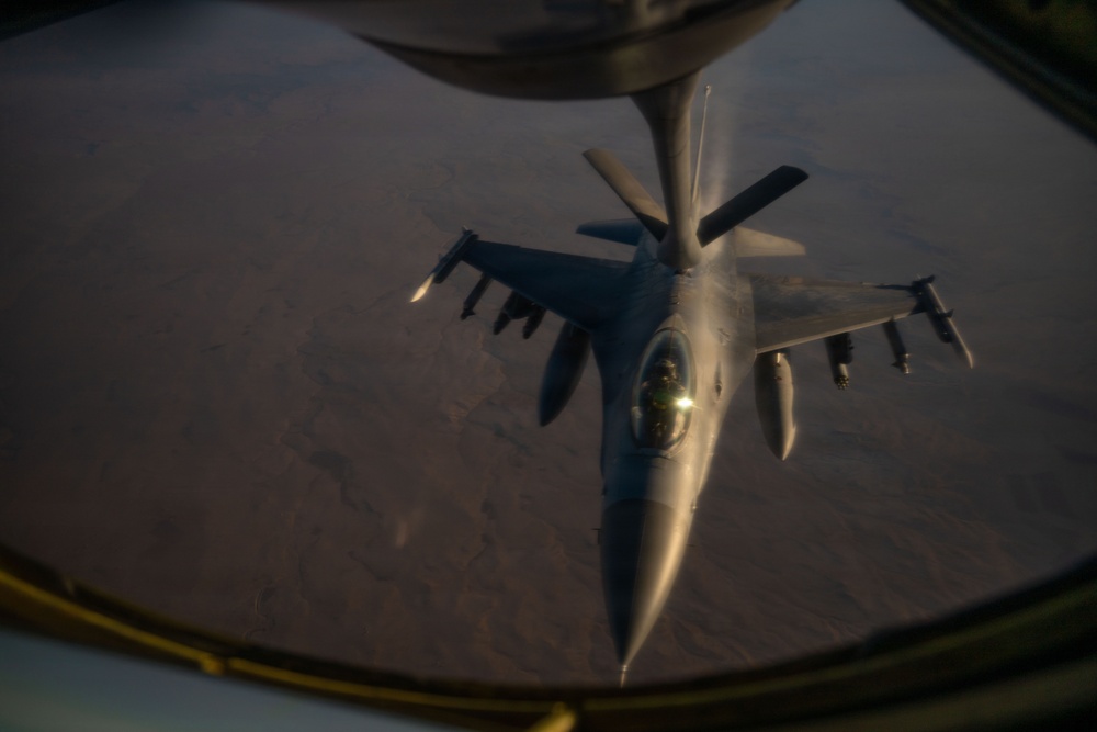 Aerial Refueling Fighting Falcons