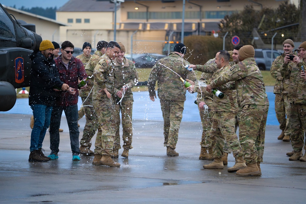 Apache pilot completes final flight in Germany after 21-year career