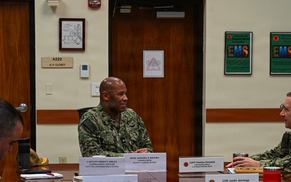 MyNavy Career Center Commander visits NAVSTA Rota