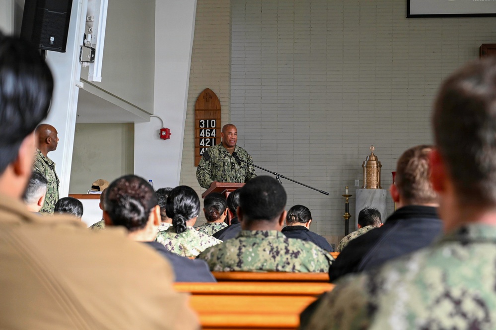 MyNavy Career Center Commander visits NAVSTA Rota
