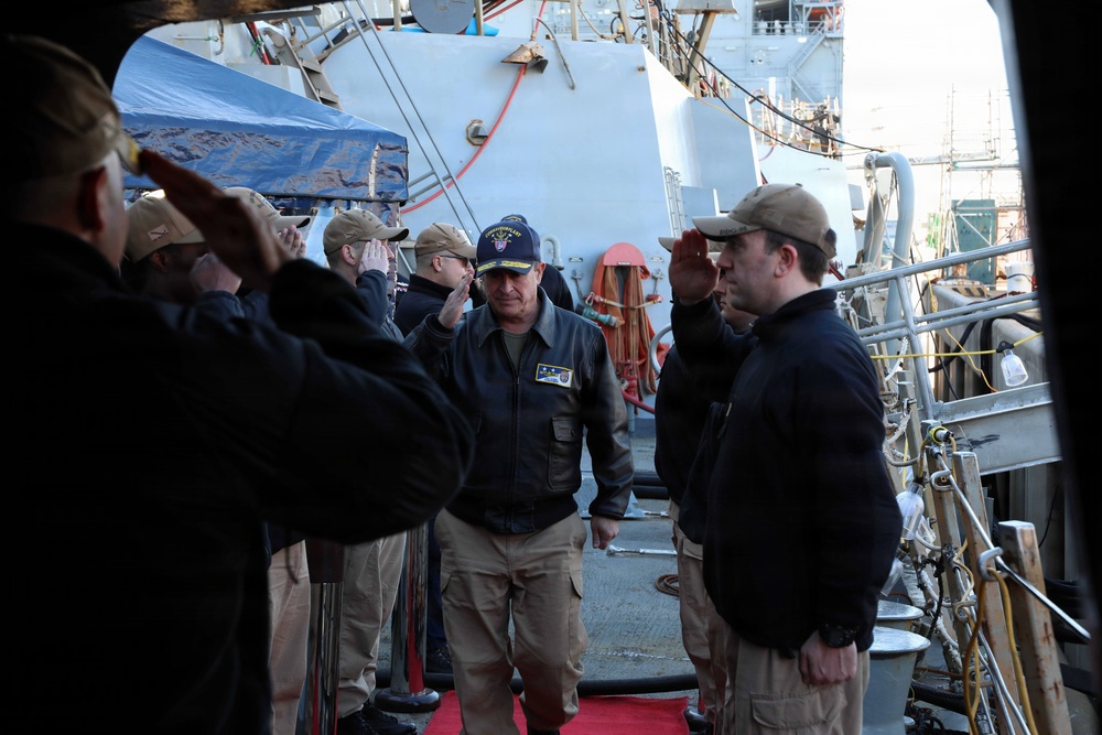 RADM Cahill, commander, Naval Surface Force Atlantic visits USS Forrest Sherman