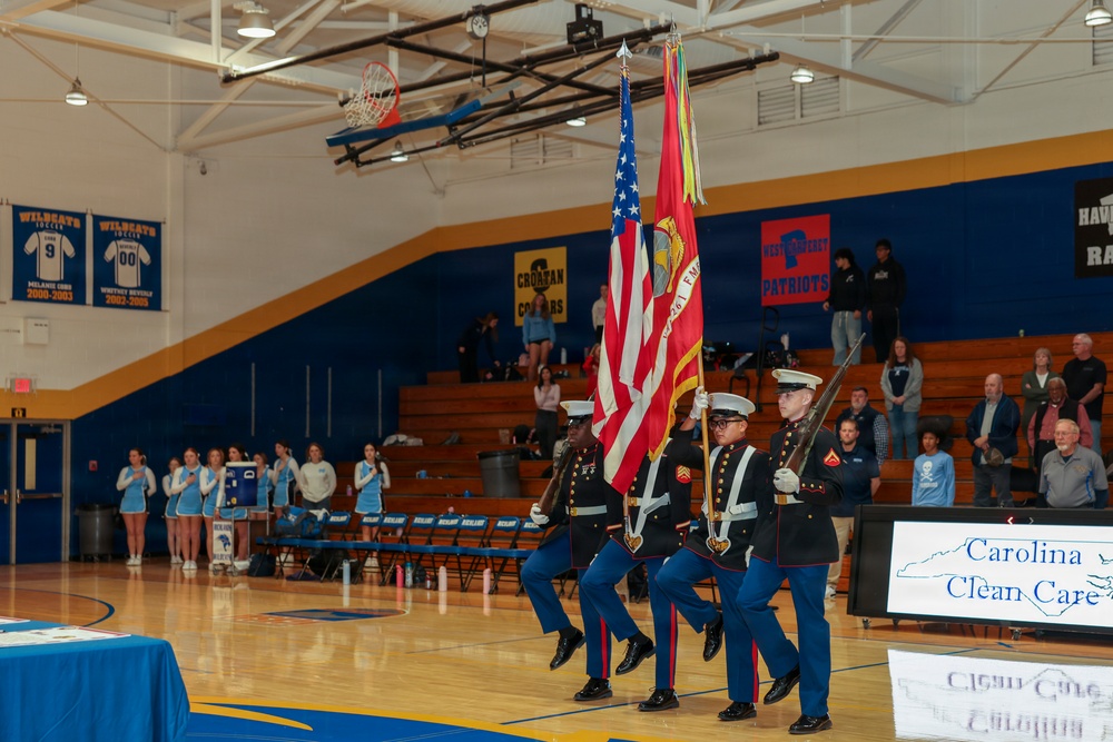 VMM-261 Adopts Richlands High School