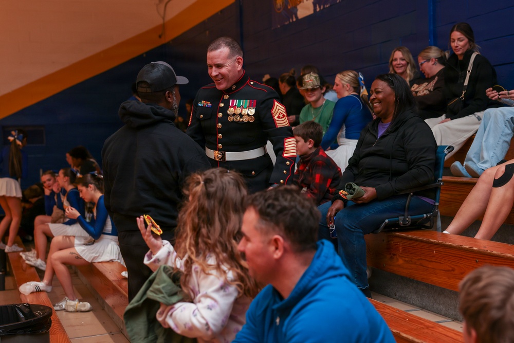 VMM-261 Adopts Richlands High School