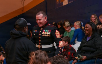 VMM-261 Adopts Richlands High School